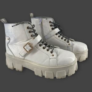 Forever 21 Womens White Chunky Platform Boots Lace Up Block Heel Size 8